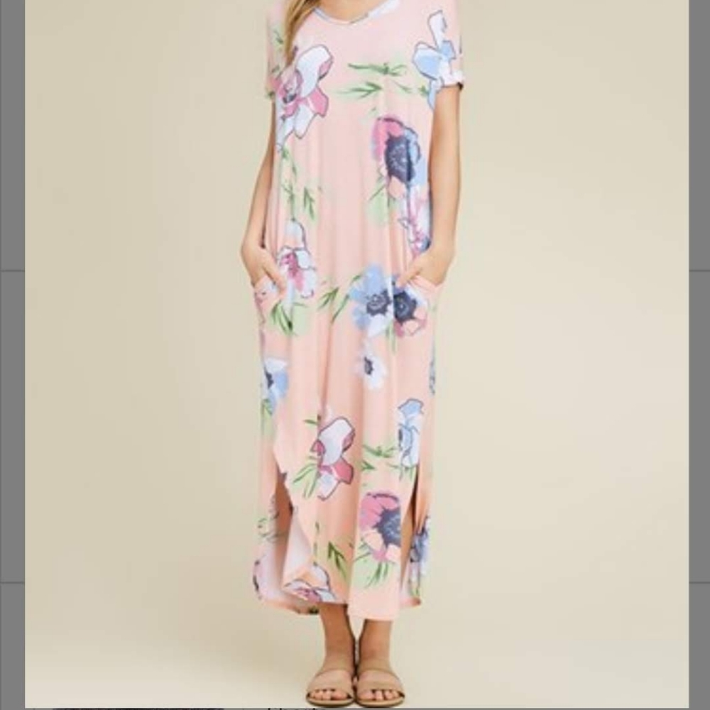 Flowered Dress With Pockets - Picture 5 of 6